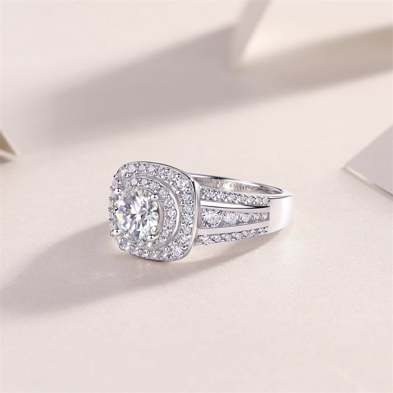 Timeless Geometric Moissanite Band for Women