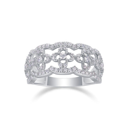 Trendsetting Geometric Round Moissanite Ring