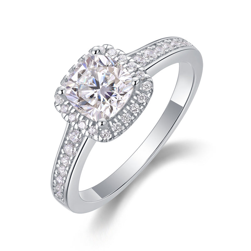 Trendy 925 Silver Ring with Square Moissanite Accent