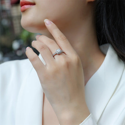 Trendy 925 Silver Ring with Square Moissanite Accent