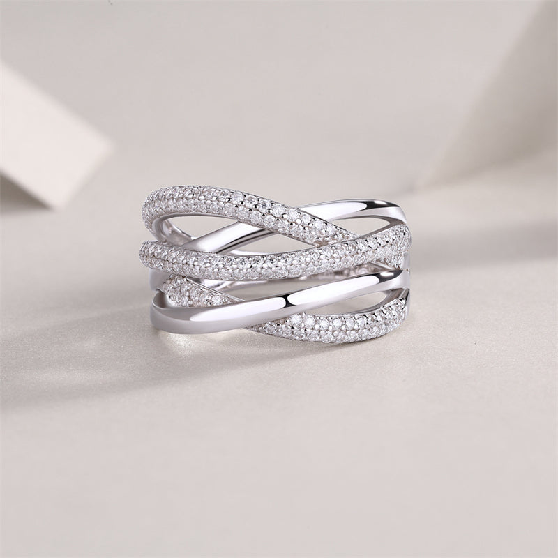 Trendy Geometric Round Moissanite Ring