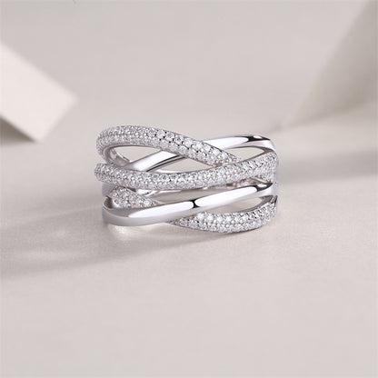 Trendy Geometric Round Moissanite Ring