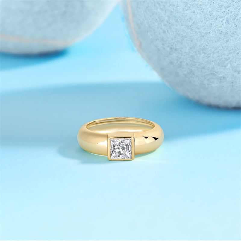 Trendy Geometric Square Moissanite Ring