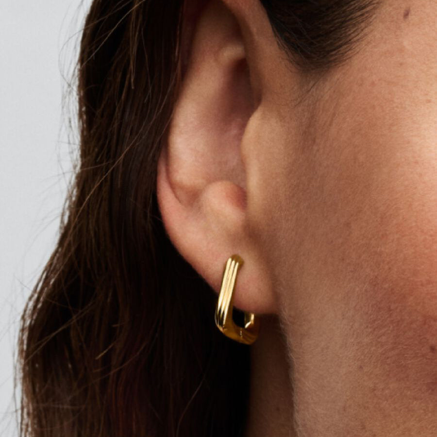 14k Gold Twisted Triangle Hoops