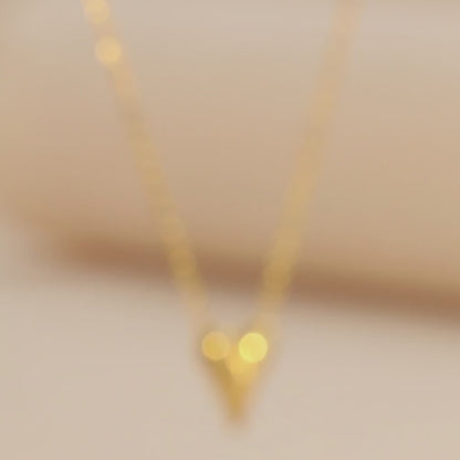 Elegant Gold O-Chain Necklace with Heart-shaped Pendant