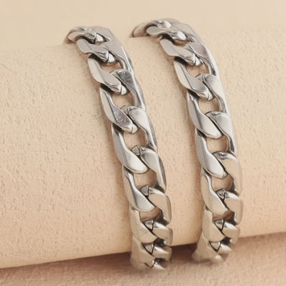 Streamlined Design Silver Chopin Chain Necklace