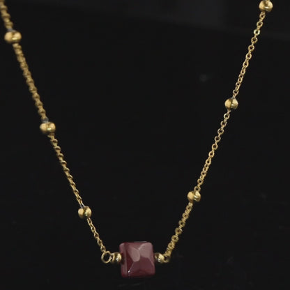 Classic Style Gold O-Chain Necklace with Square Pendant