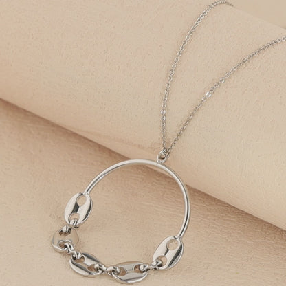 Statement O-Chain Necklace with Geometric Charm