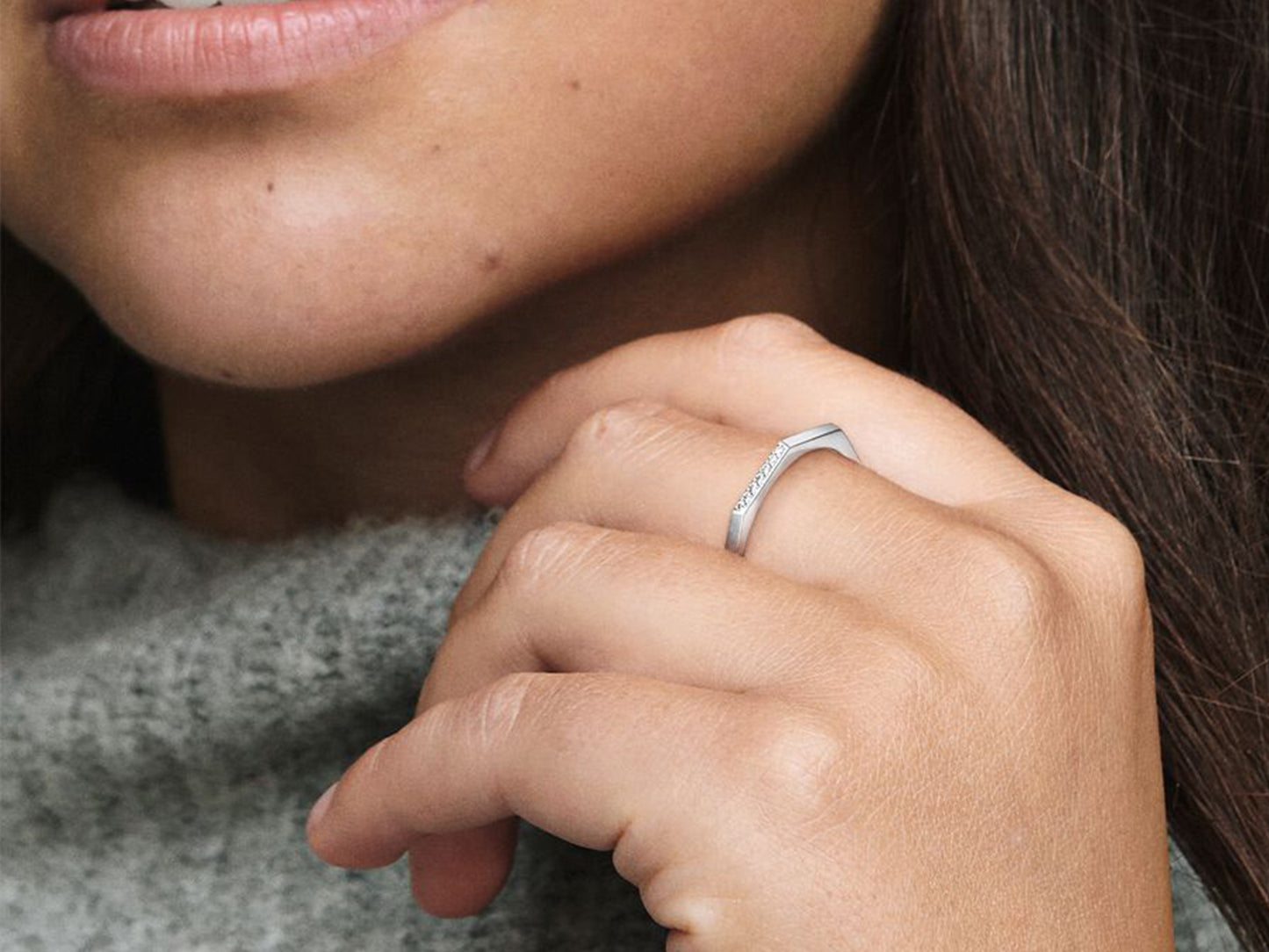Geometric Elegance Ring